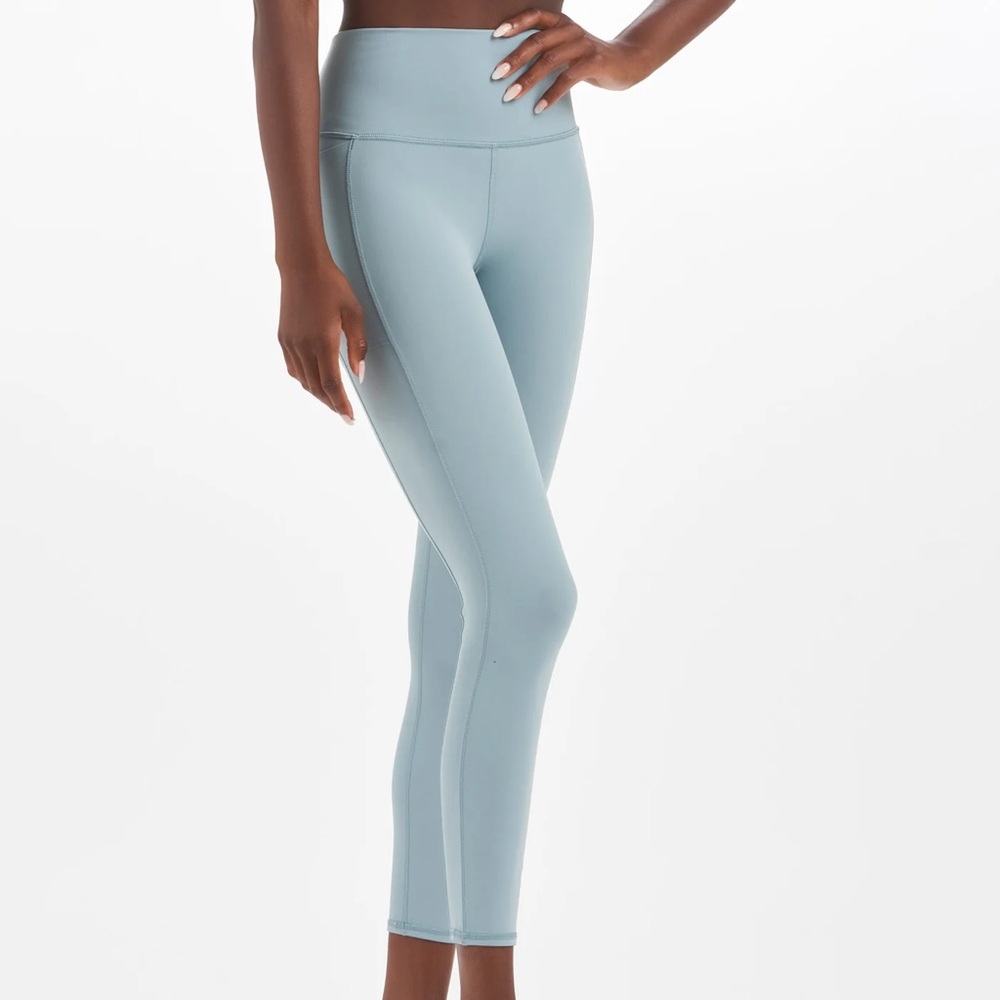 Vuori Studio Pocket Legging